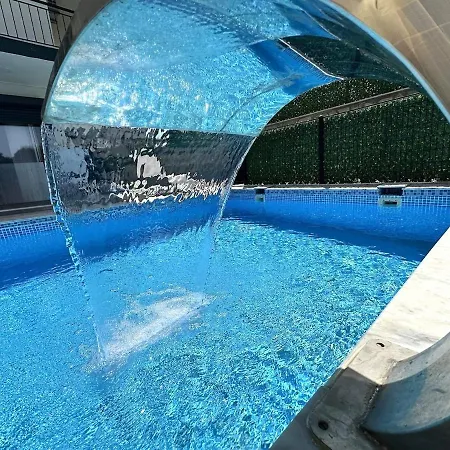 With Private Pool וילה *