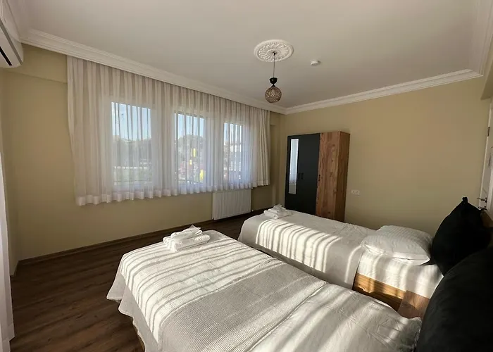 With Private Pool فيلة *