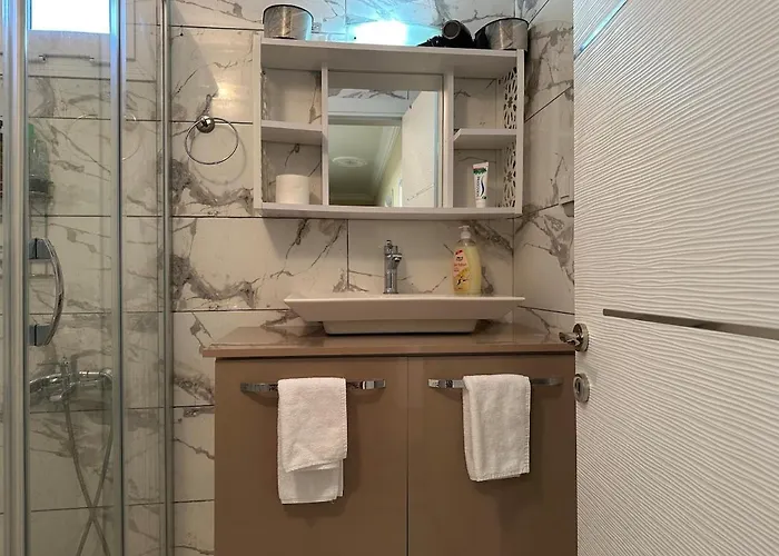 With Private Pool فيلة كوشاداسيه